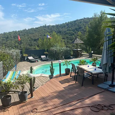 Апартаменты Le Patio Avec Piscine *
