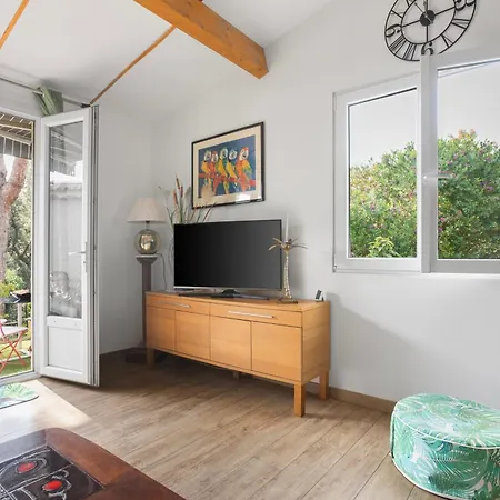Appartement Le Patio Avec Piscine 公寓 *